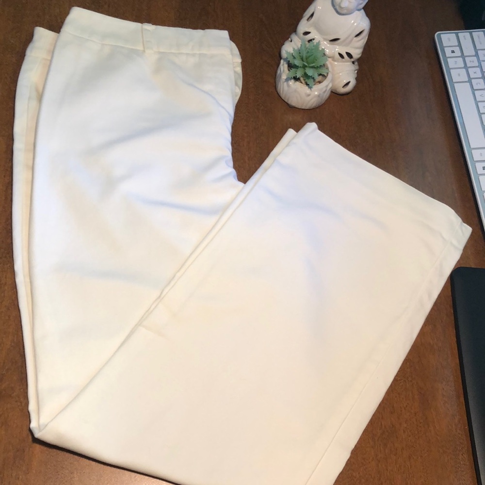 White pants size 10P